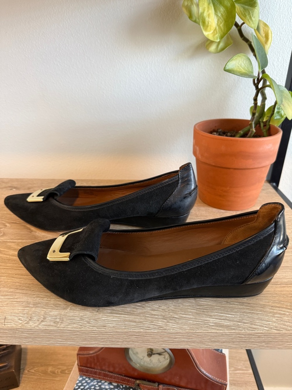 Donald J Pliner Nila Black Patent Suede Leather Wedge, 9 - Picture 5 of 10